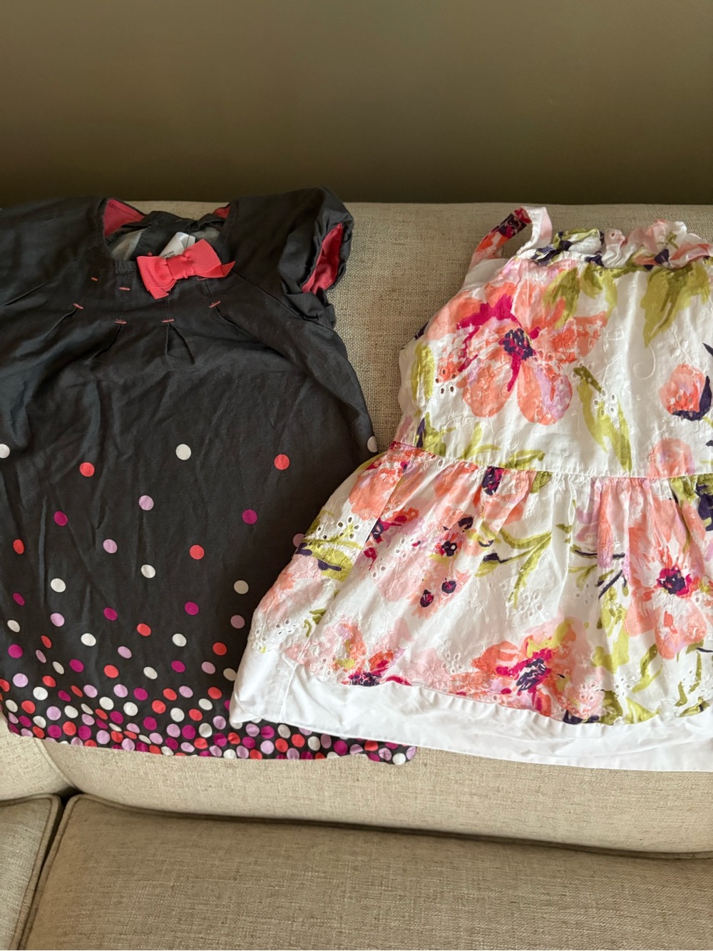 Gymboree 2- 2T Dresses Dark Grey Pink Polka Dot & White Floral Sundress